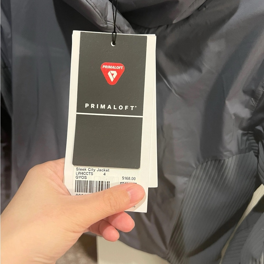 Lululemon Sleek City Primaloft Travel Jacket Women Size 4 NEW Grey Oasis